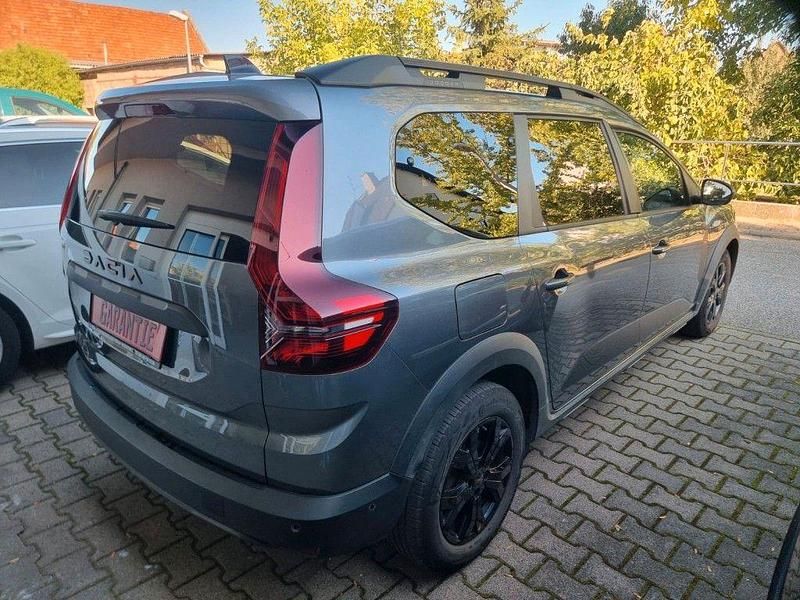 Gebraucht Dacia Jogger Extreme 110 PS (80 kW) 2023 Grau Van / Kleinbus