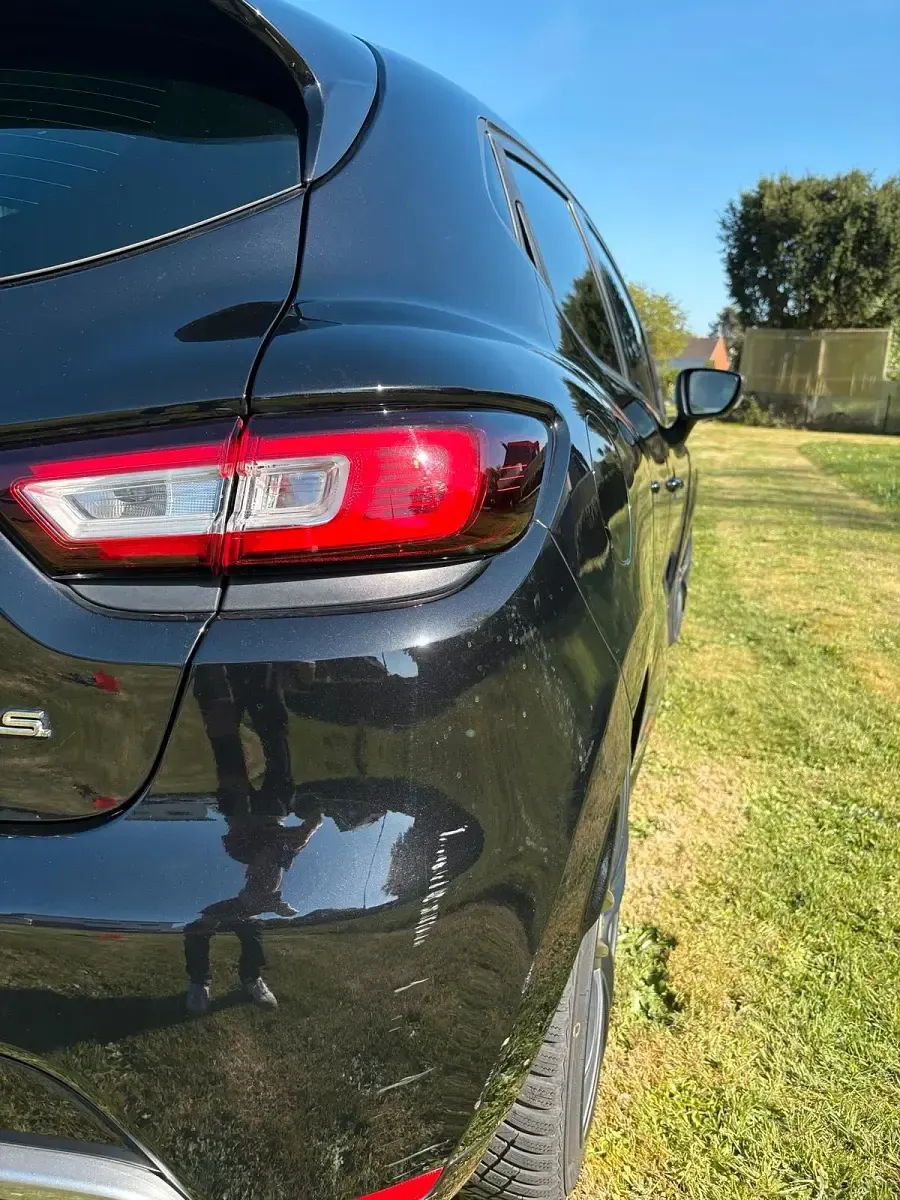Gebraucht Renault Clio R.S. 220 PS (161 kW) 2018 Schwarz Kleinwagen