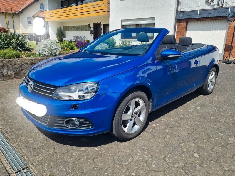 Gebraucht VW Eos 122 PS (89 kW) 2012 Blau Cabrio