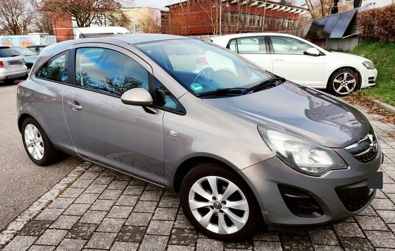 Gebraucht Opel Corsa 69 PS (50 kW) 2013 Kleinwagen