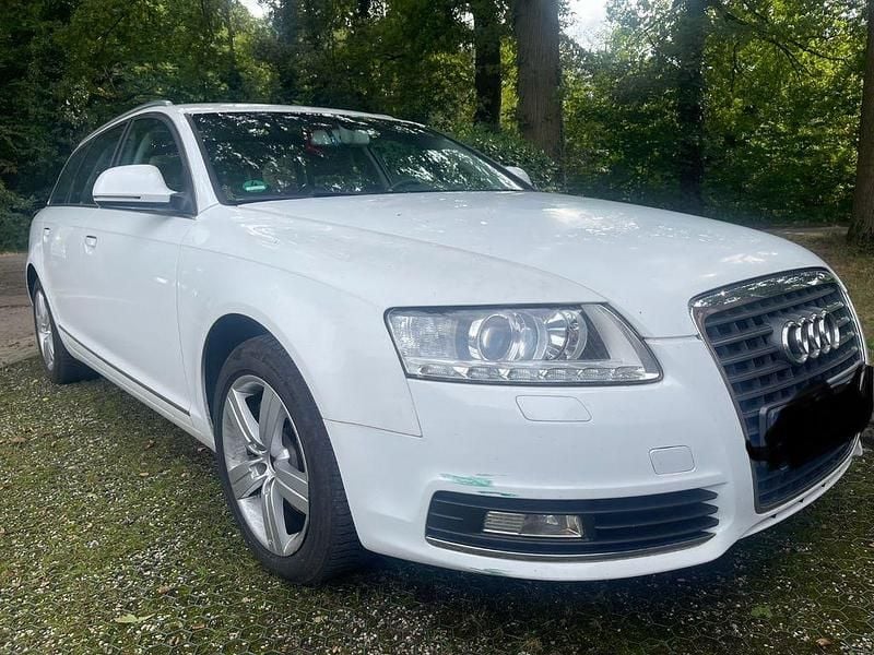 Weiß Gebraucht 2011 Audi A6 Kombi | 5.999 € (Guter Preis) - Bild 1/1