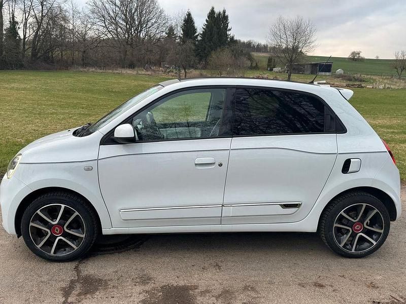 Gebraucht Renault Twingo 92 PS (67 kW) 2019 Weiß Kleinwagen