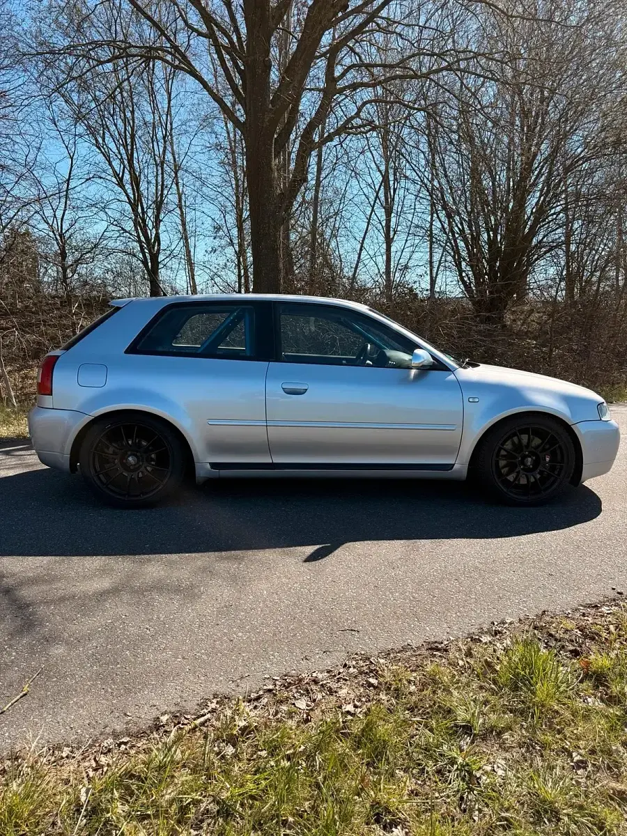 Gebraucht Audi S3 Basis 450 PS (330 kW) 2002 Silber Kleinwagen