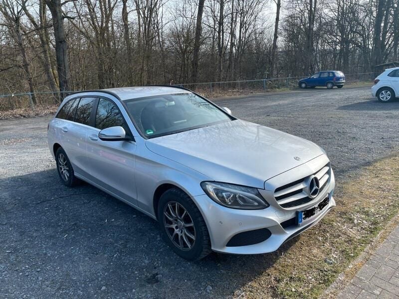 Silber Gebraucht 2017 Mercedes C180 Kombi | 15.500 € (Guter Preis) - Bild 1/4