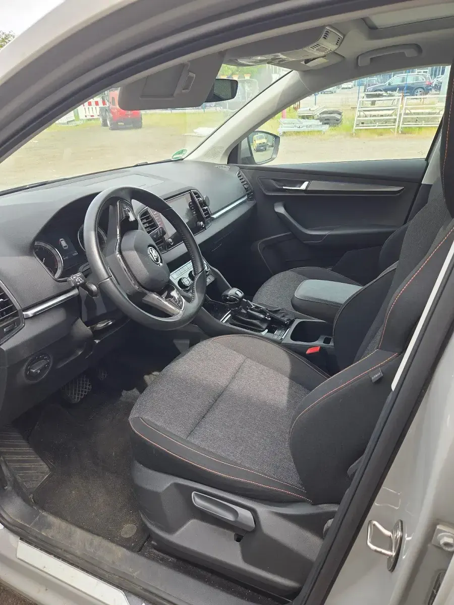 Gebraucht Skoda Karoq Clever 150 PS (110 kW) 2021 Grau SUV