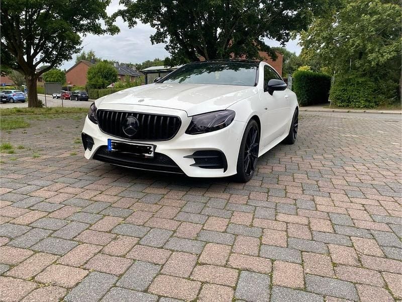 Weiß Gebraucht 2018 Mercedes E53 AMG AMG Coupé | 41.000 € (Teuer) - Bild 1/4