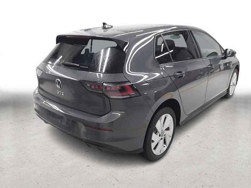 Gebraucht VW Golf VIII GTE 272 PS (200 kW) 2025 Schwarz Limousine