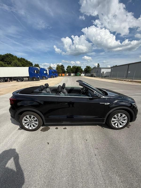 Schwarz Gebraucht 2022 VW T-Roc Cabriolet R-line Cabrio | 26.000 € (Superpreis) - Bild 1/4