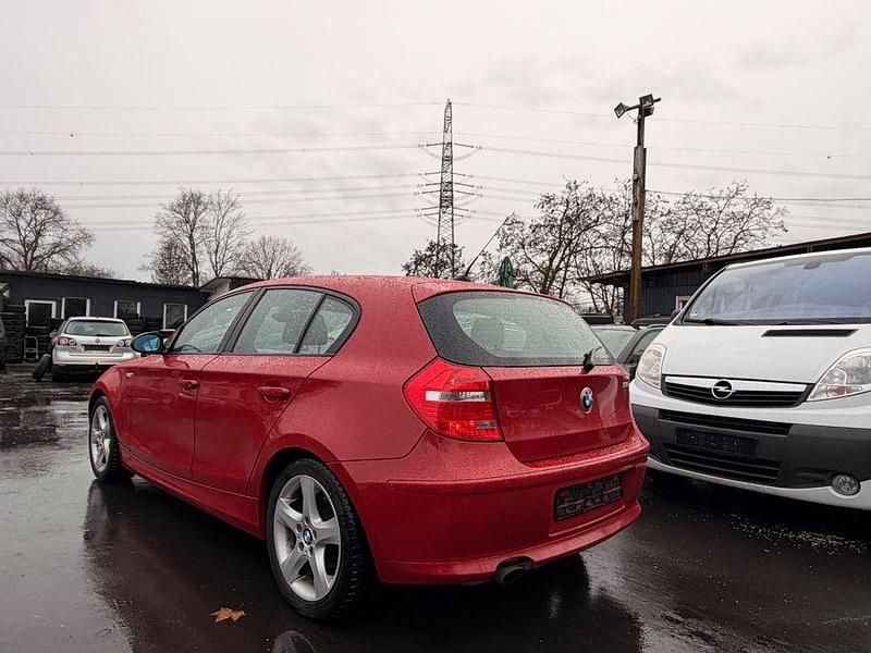 Gebraucht BMW 116 Advantage 122 PS (89 kW) 2008 Rot Kleinwagen