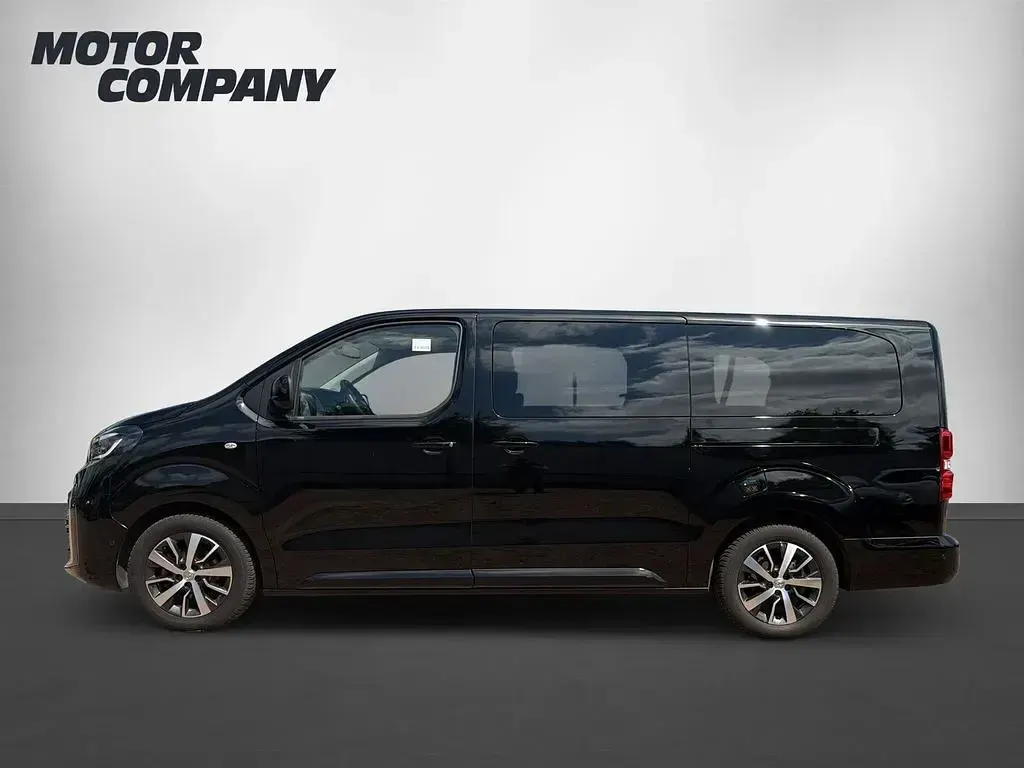 Gebraucht Toyota Proace Team 177 PS (130 kW) 2025 Schwarz Van / Kleinbus