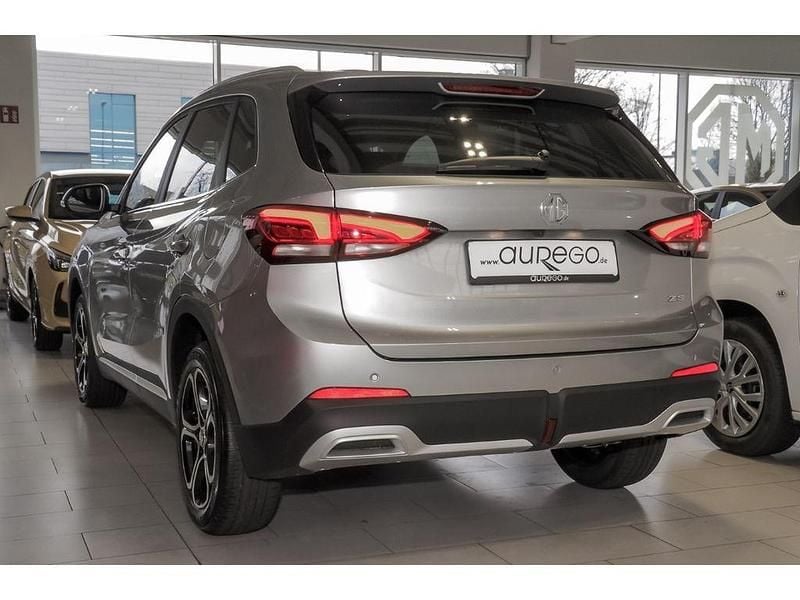 Gebraucht MG ZS Comfort 197 PS (144 kW) 2025 Silber Limousine