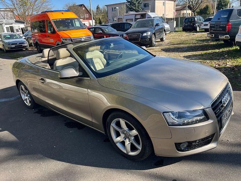 Gebraucht Audi A5 Cabriolet Comfort 239 PS (175 kW) 2010 Beige Cabrio