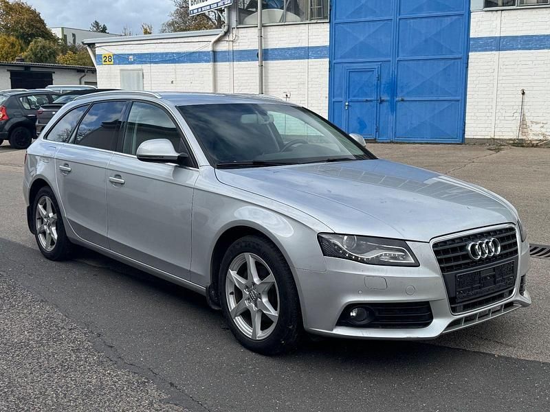 Silber Gebraucht 2009 Audi A4 Ambition Kombi | 3.500 € (Superpreis) - Bild 1/4