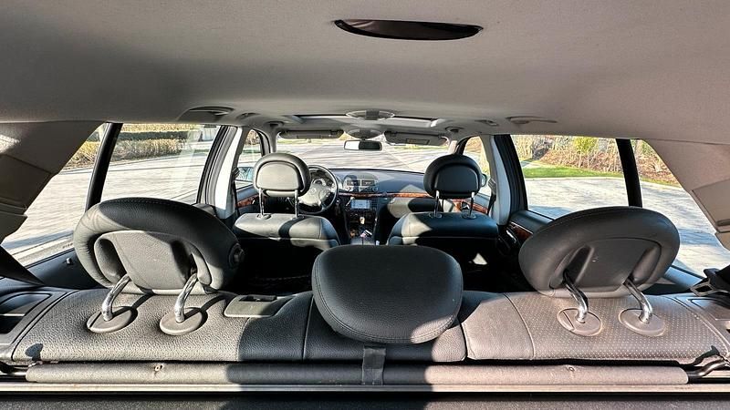 Gebraucht Mercedes E240 Elegance 177 PS (130 kW) 2005 Silber Kombi