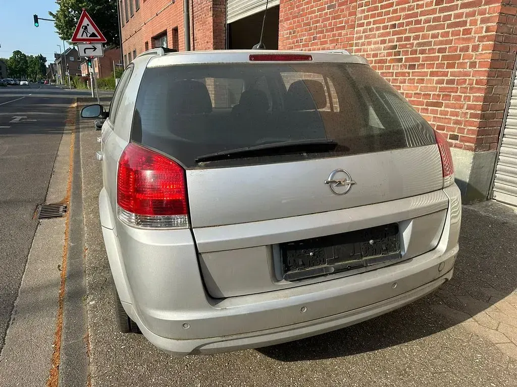 Gebraucht Opel Signum 150 PS (110 kW) 2005 Grau Kleinwagen