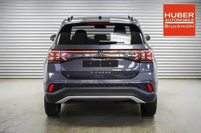 Neu VW T-Cross R-line 116 PS (85 kW) 2026 Andere SUV
