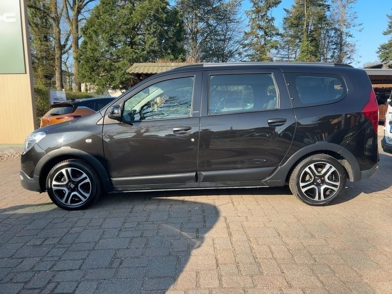 Gebraucht Dacia Lodgy Stepway 116 PS (85 kW) 2018 Schwarz Van / Kleinbus