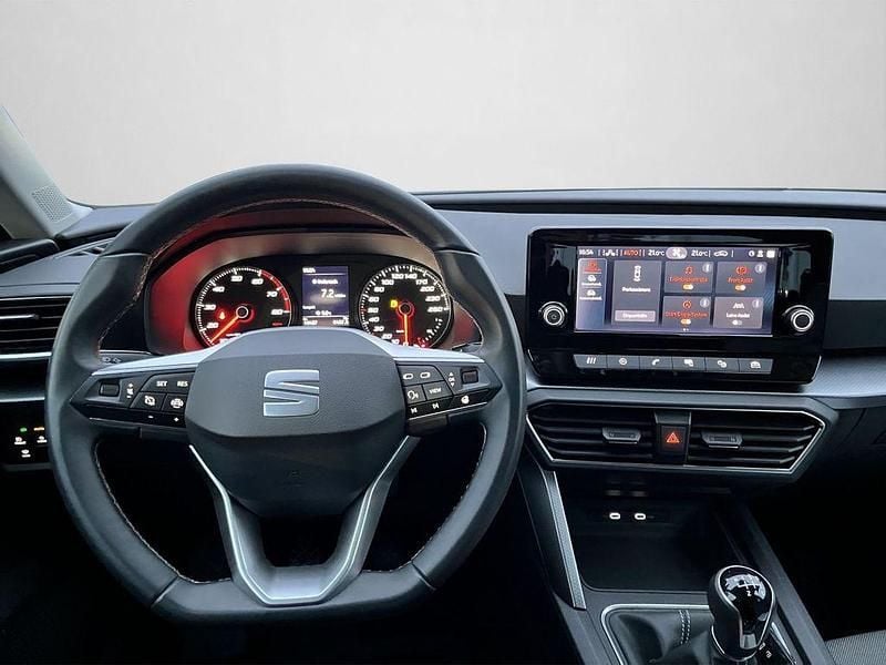 Gebraucht Seat Leon Style 150 PS (110 kW) 2024 Weiß Limousine