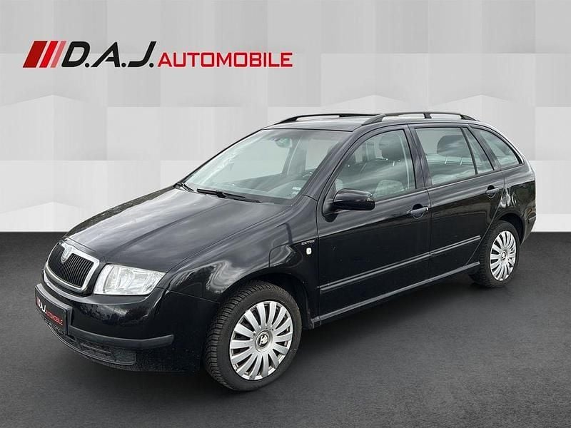 Schwarz magicperleffekt Gebraucht 2004 Skoda Fabia Kombi | 590 € (Superpreis) - Bild 1/4