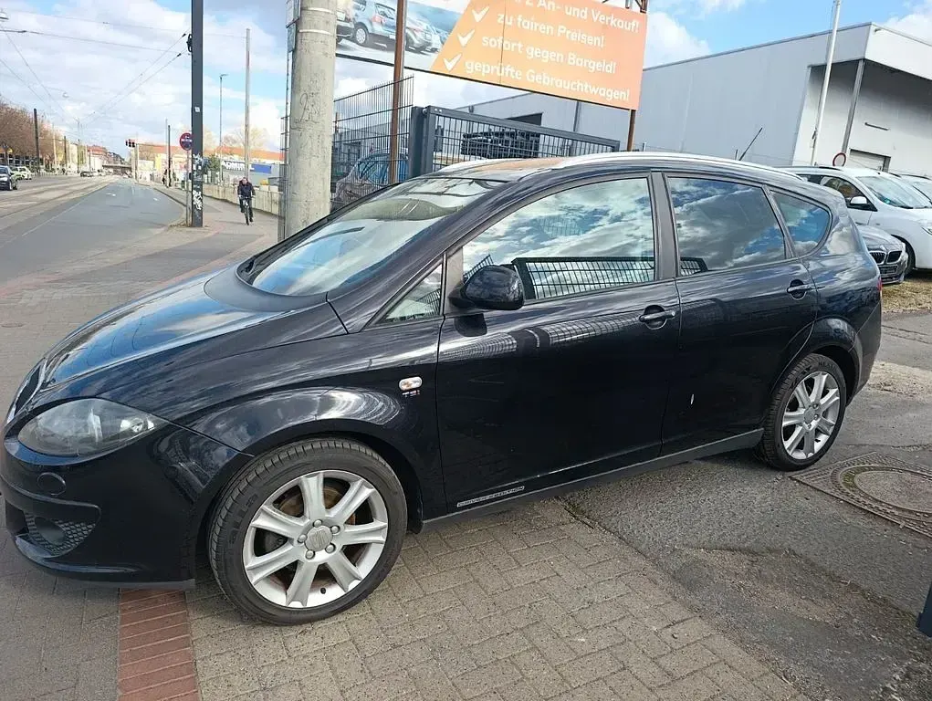 Gebraucht Seat Altea XL Comfort 125 PS (91 kW) 2009 Van / Kleinbus
