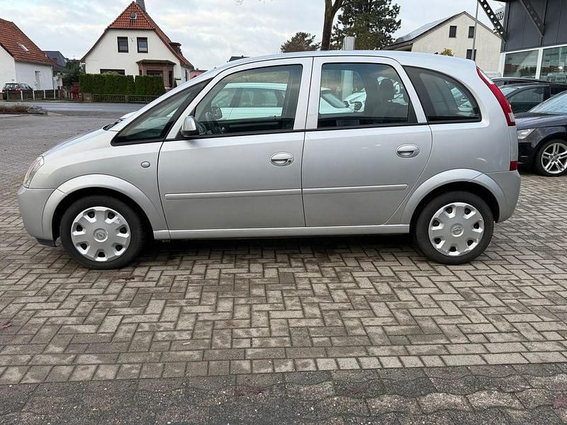 Gebraucht Opel Meriva Edition 101 PS (74 kW) 2005 Silber Van / Kleinbus