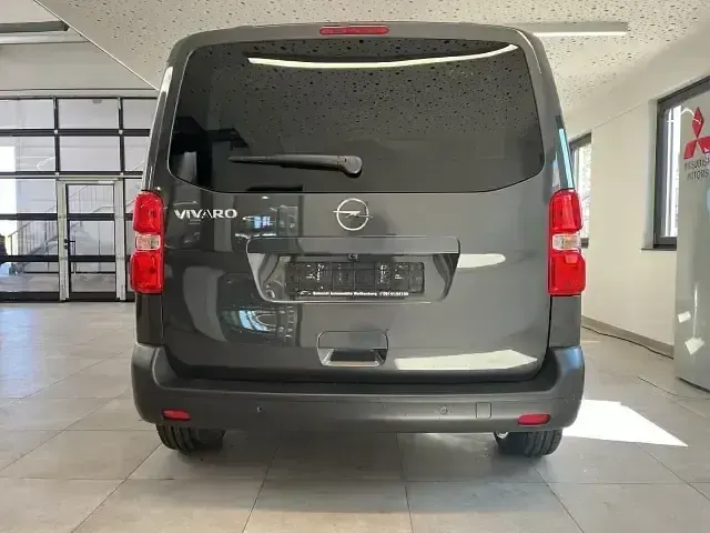 Neu Opel Vivaro-e Combi 179 PS (131 kW) 2026 Grau Van / Kleinbus