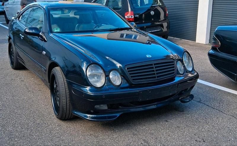 Schwarz Gebraucht 1999 Mercedes CLK430 Coupé | 5.800 € - Bild 1/4