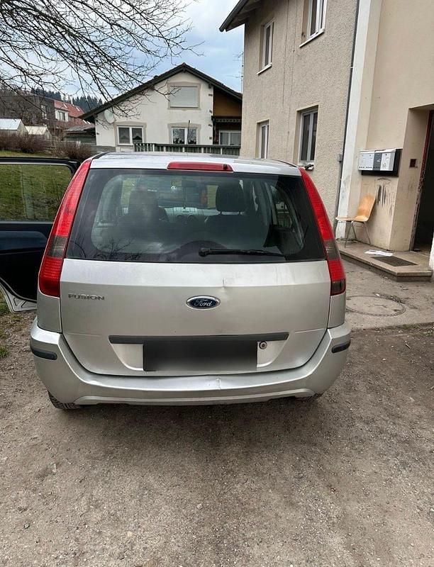 Gebraucht Ford Fusion 100 PS (73 kW) 2005 Silber Kleinwagen