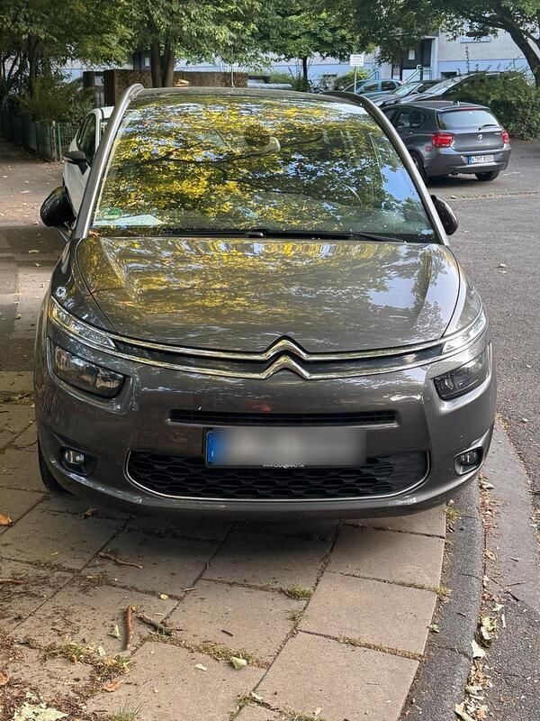 Braun Gebraucht 2016 Citroën C4 Van / Kleinbus | 7.400 € (Superpreis) - Bild 1/4