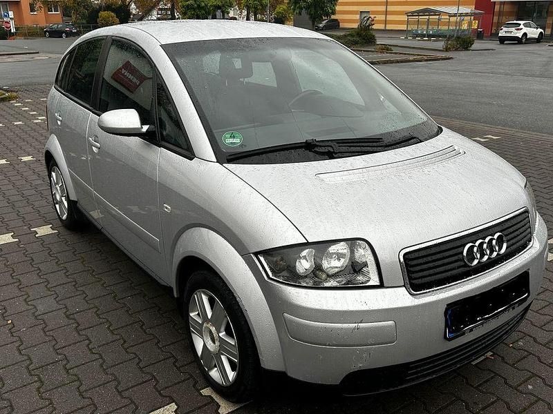 Silber Gebraucht 2004 Audi A2 Kleinwagen | 5.600 € (Fairer Preis) - Bild 1/4
