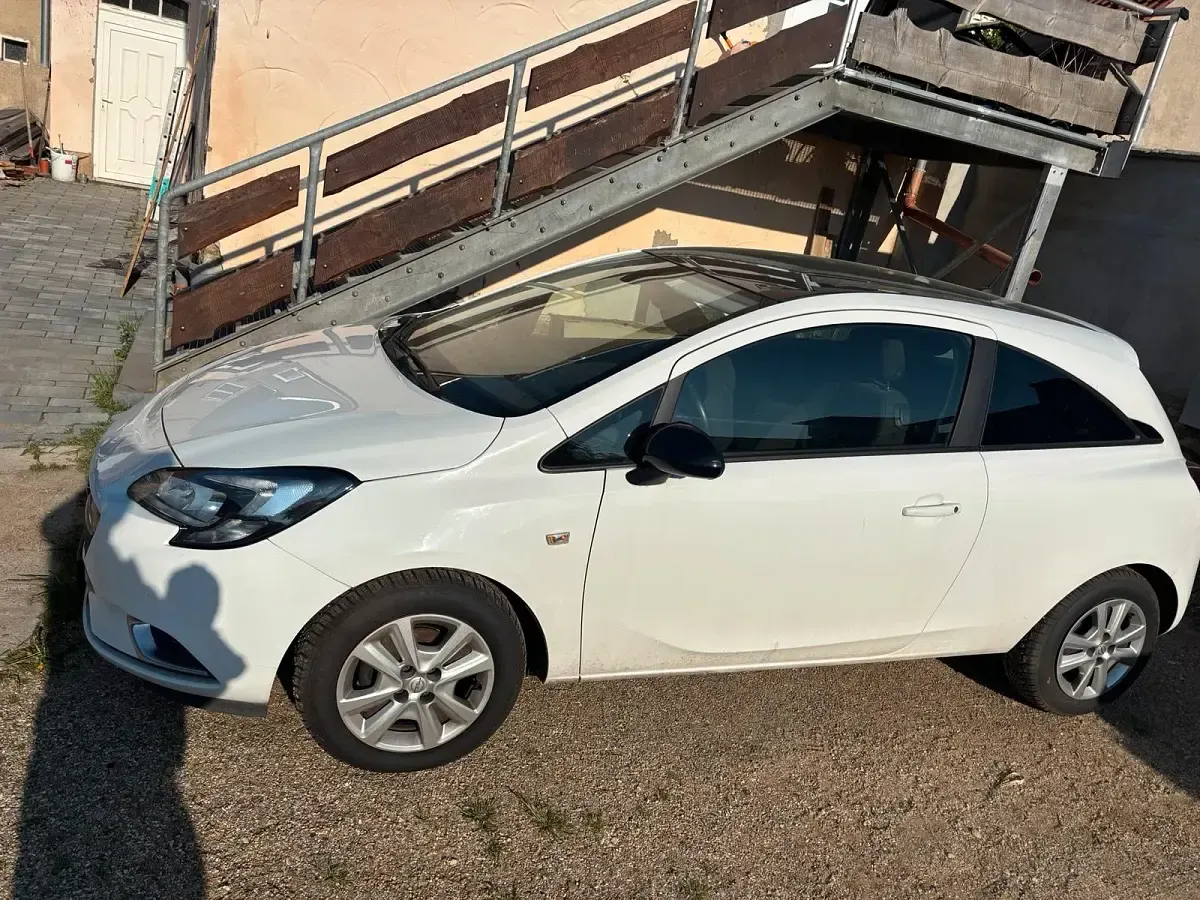 Usata Opel Corsa 90 CV (66 kW) 2019 Utilitaria