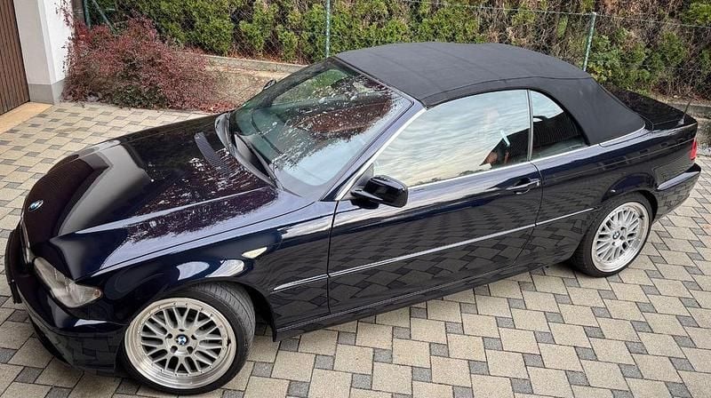 Schwarz Gebraucht 2006 BMW 320 Cabriolet Exclusive Cabrio | 12.480 € (Teuer) - Bild 1/4