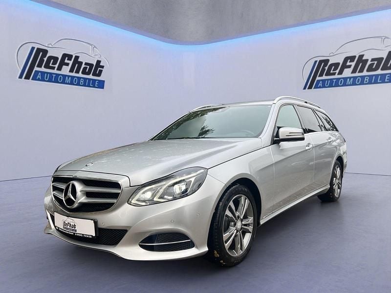 Gebraucht Mercedes E220 Avantgarde 170 PS (125 kW) 2016 Silber Kombi