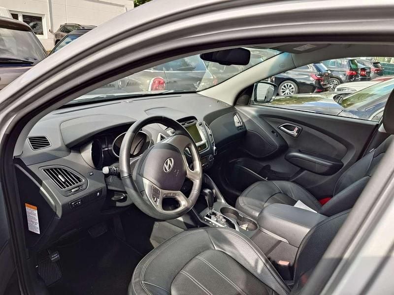 Silber Gebraucht 2018 Hyundai ix35 SUV | 13.500 € (Teuer) - Bild 1/4