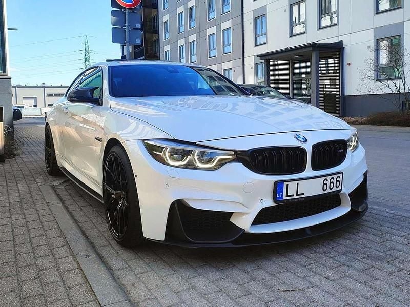 Second-hand BMW M4 Performance 431 CP (317 kW) 2015 Alb Coupe