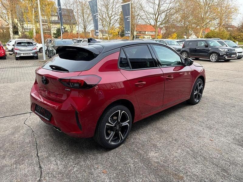Neu Opel Corsa 145 PS (106 kW) 2025 Rot Limousine
