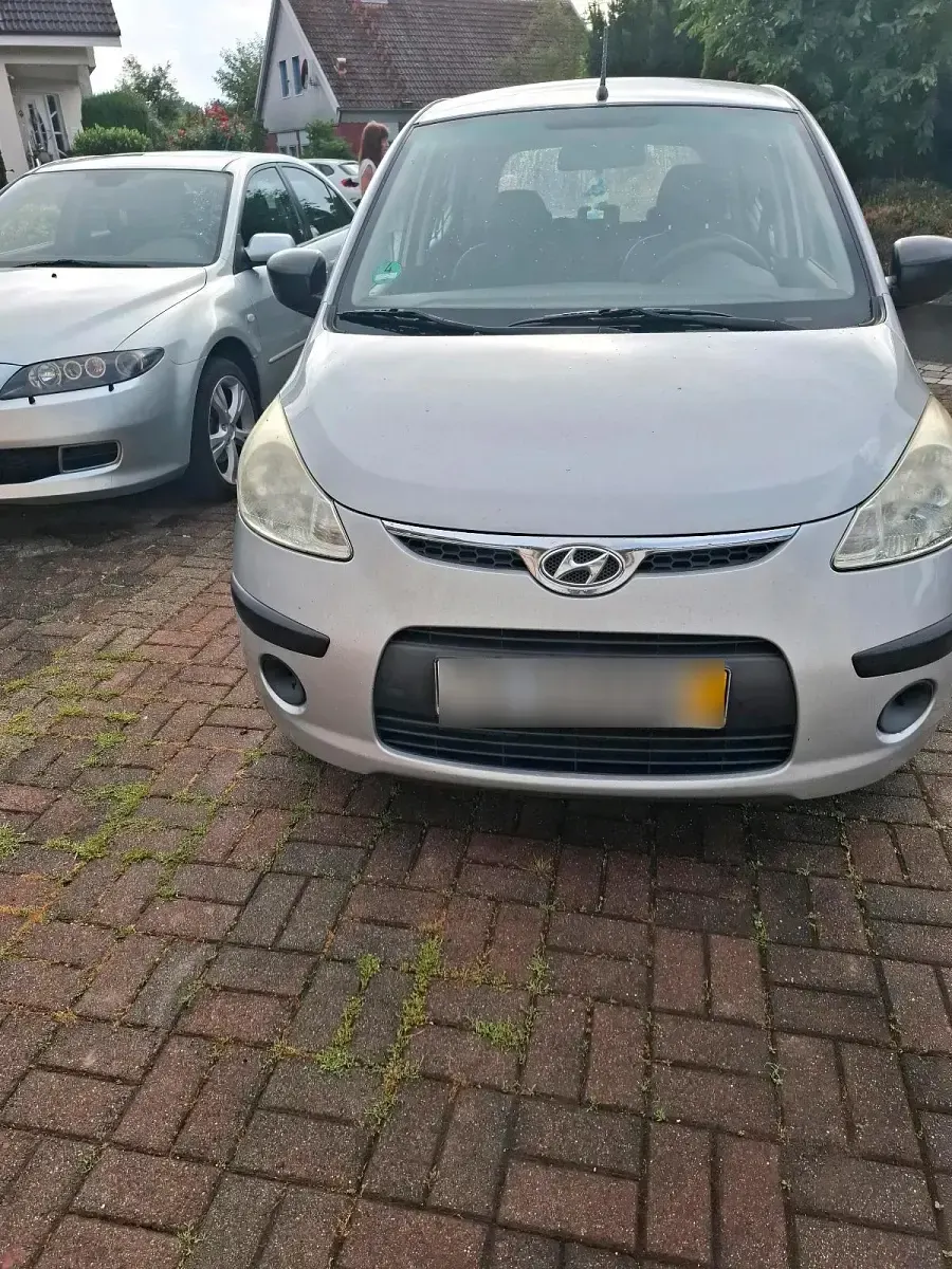 Gebraucht Hyundai i10 67 PS (49 kW) 2009 Silber Kleinwagen