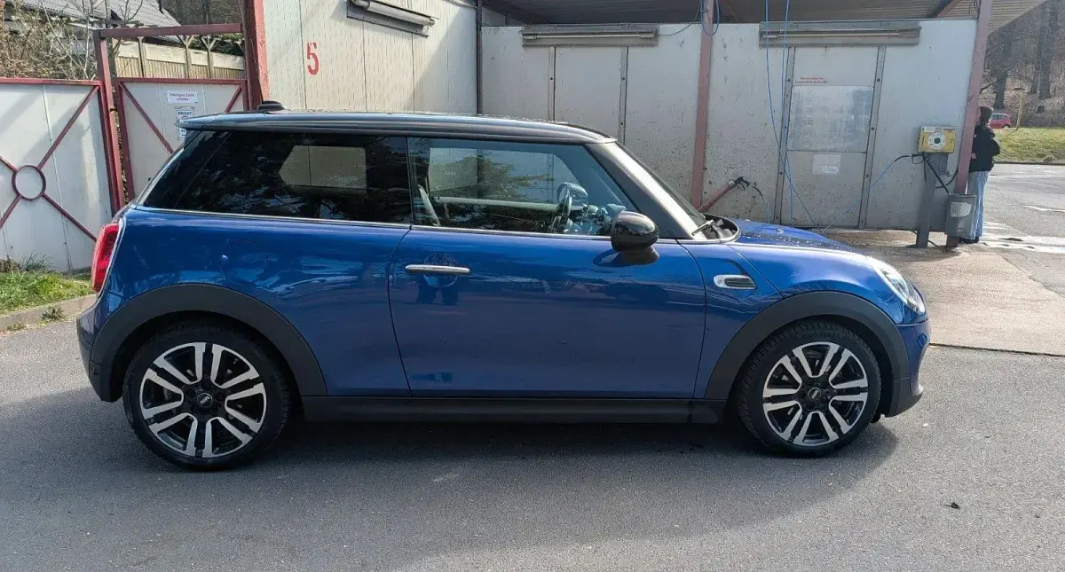 Gebraucht Mini Cooper Chili 136 PS (100 kW) 2019 Blau Kleinwagen