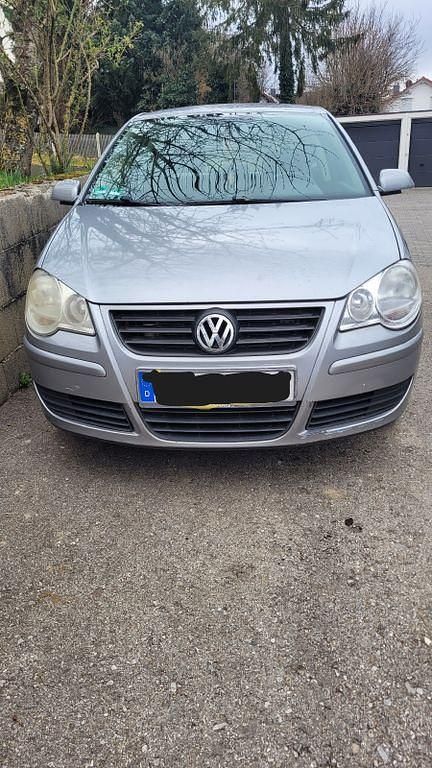 Silber Gebraucht 2009 VW Polo Trendline Kleinwagen | 800 € (Superpreis) - Bild 1/4