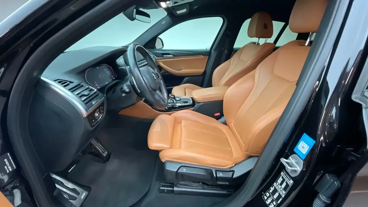 Gebraucht BMW X4 Efficient Dynamics 190 PS (139 kW) 2022 Saphirschwarz metallic SUV