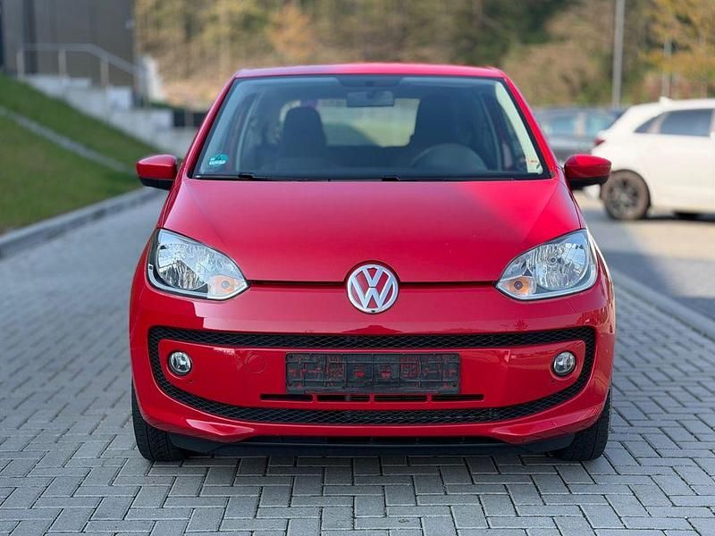 Second-hand VW up! Edition 75 CP (55 kW) 2012 Roșu Hatchback