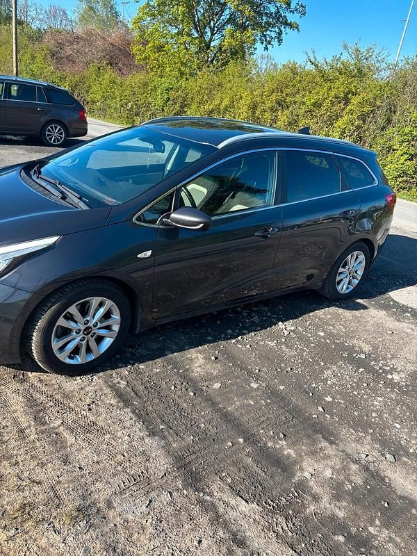 Second-hand Kia Ceed 140 CP (102 kW) 2017 Hatchback