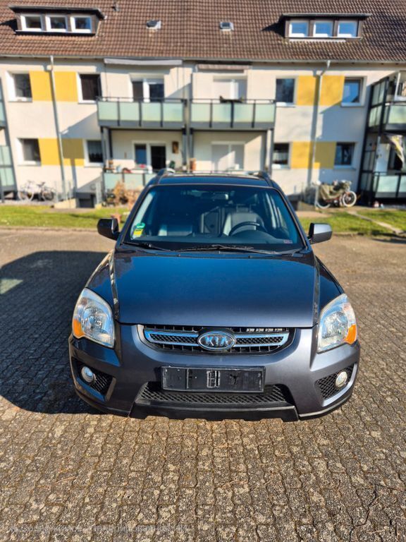 Grau Gebraucht 2010 Kia Sportage Spirit SUV | 5.500 € (Fairer Preis) - Bild 1/4