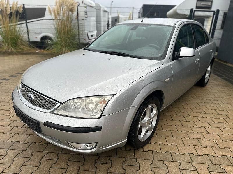 Silber Gebraucht 2005 Ford Mondeo Titanium Limousine | 1.790 € (Fairer Preis) - Bild 1/4