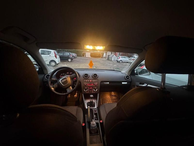 Gebraucht Audi A3 Attraction 140 PS (102 kW) 2005 Silber Kleinwagen