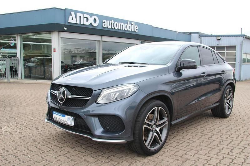 Grau Gebraucht 2015 Mercedes GLE450 AMG AMG Coupé | 33.500 € (Fairer Preis) - Bild 1/4