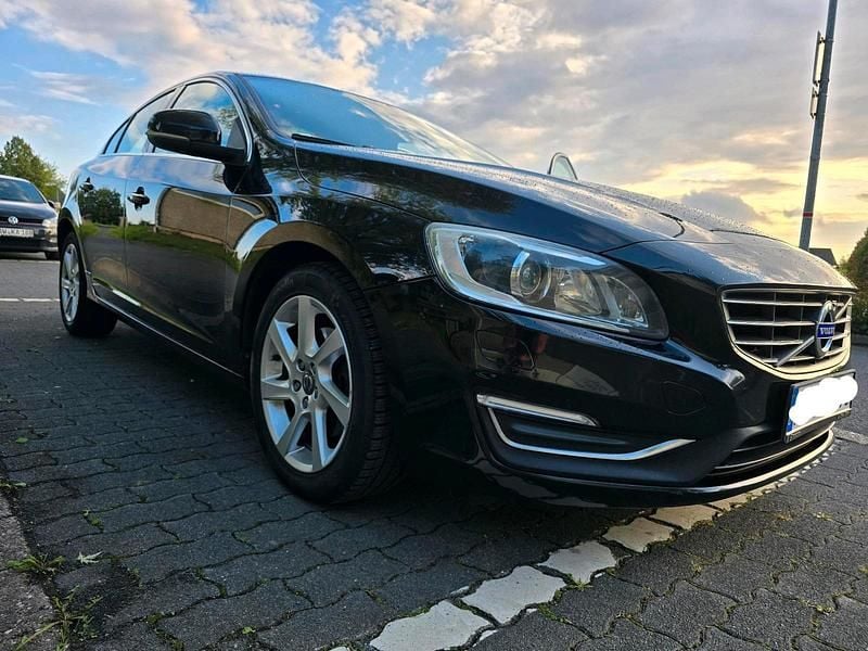 Schwarz Gebraucht 2014 Volvo S60 Summum Limousine | 7.000 € (Guter Preis) - Bild 1/4