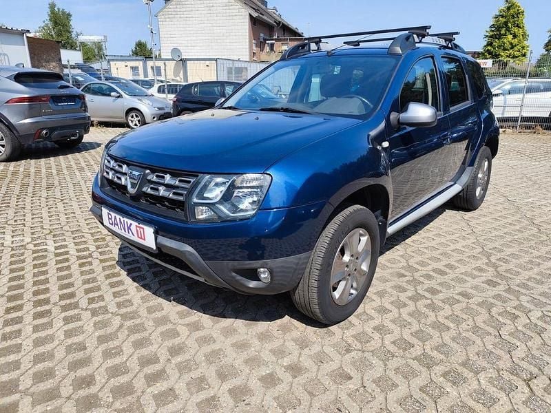 Blau Gebraucht 2015 Dacia Duster Ambiance SUV | 6.500 € (Fairer Preis) - Bild 1/4