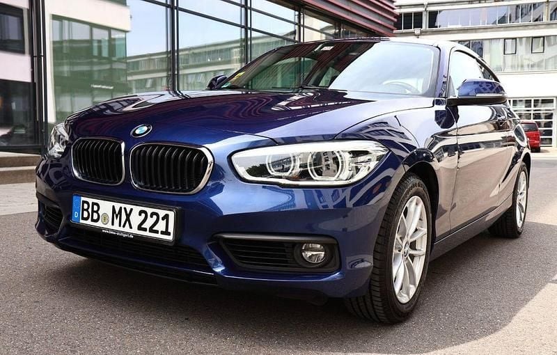 Gebraucht 2016 BMW 118 Advantage Kleinwagen | 12.199 € (Fairer Preis) - Bild 1/4