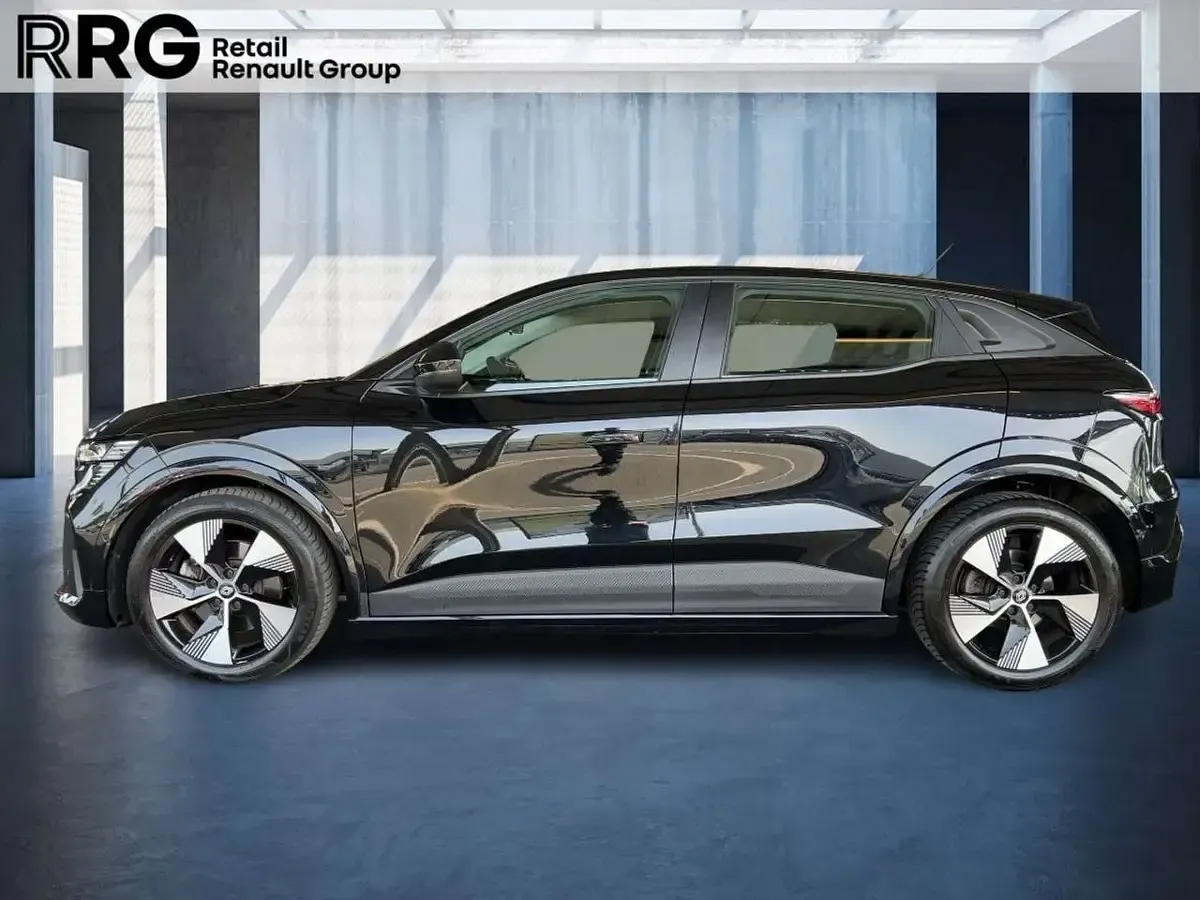 Gebraucht Renault Megane E-Tech Equilibre 96 kW (131 PS) 2023 Sternen schwarz Kleinwagen